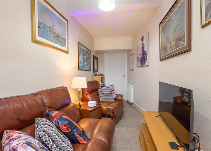 Spacious And Edinburgh