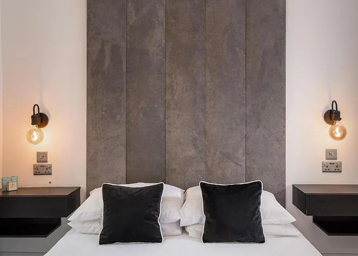 2bedroom By The Castle דירה