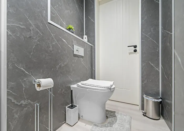 Upper Grove 2 Bedroom - Edinburgh