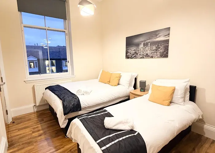 New 2 Bed With Stunning Views Of Arthur Seat Mountain * Edinburgh