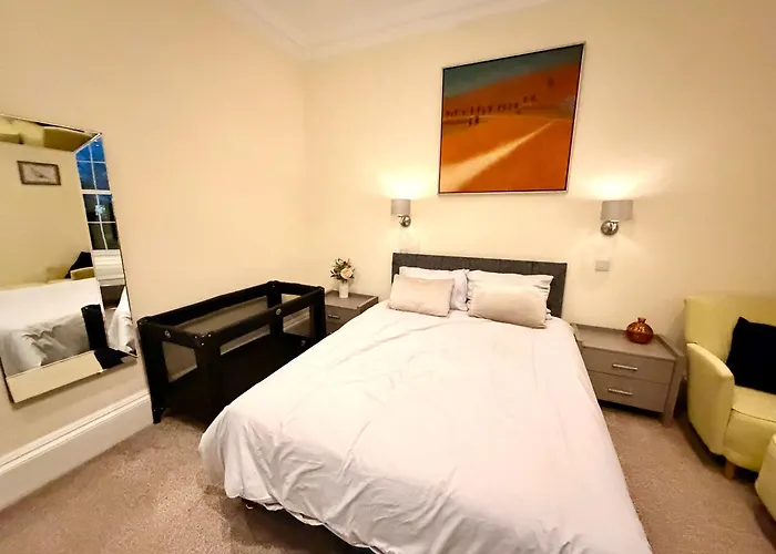 Georgian Luxury - Fast Broadband Wifi - Parking Available Apartment *