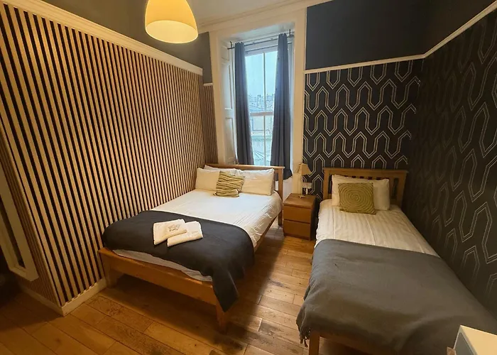 Balmore 3* Edinburgh