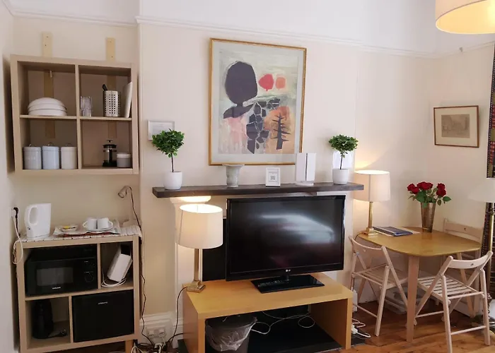 Sheens House 3* 爱丁堡
