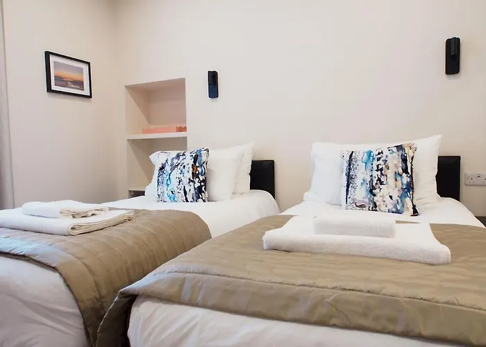 Spacious And Modern 2-bed On Easter Road - Flat 3, Elgin House Appartement