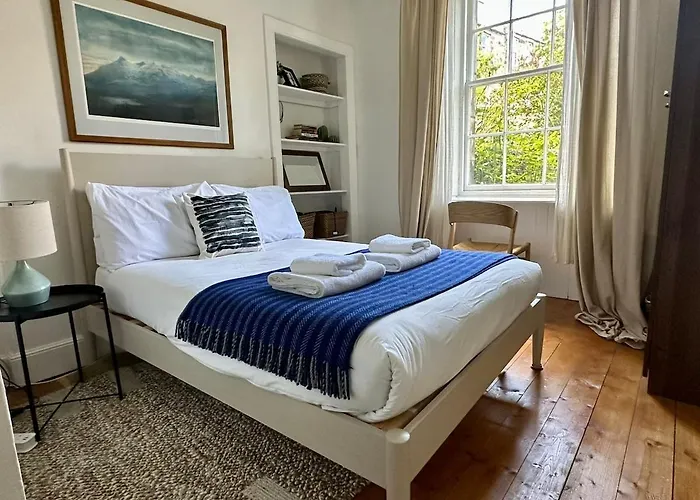 Grindlay St - Fantastic 2br In Theatre District * Edinburgh