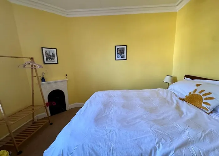 King's Road - Portobello Seaside View Apartment *