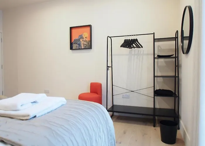 Spacious And Modern 2-bed On Easter Road - Flat 3, Elgin House Appartement