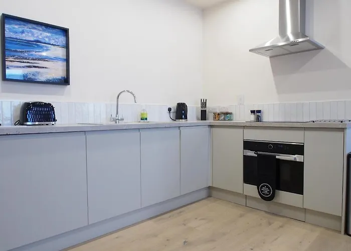 Stylish, Modern On Easter Road - Flat 2, Elgin House