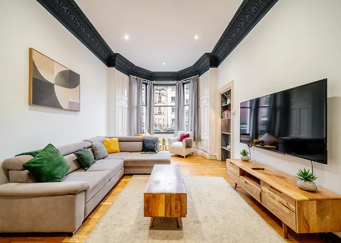 Mcdonalds House 12 Guests 10 Beds 15' Centre Nyaraló