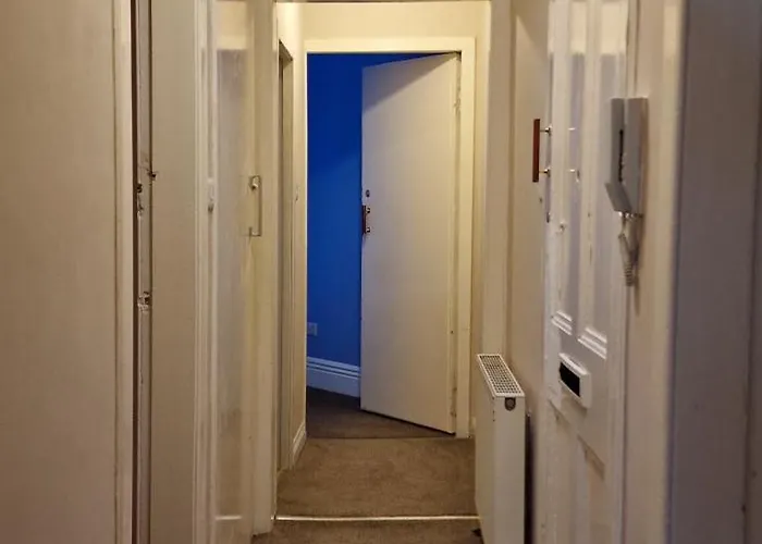 בית אירוח Flat *