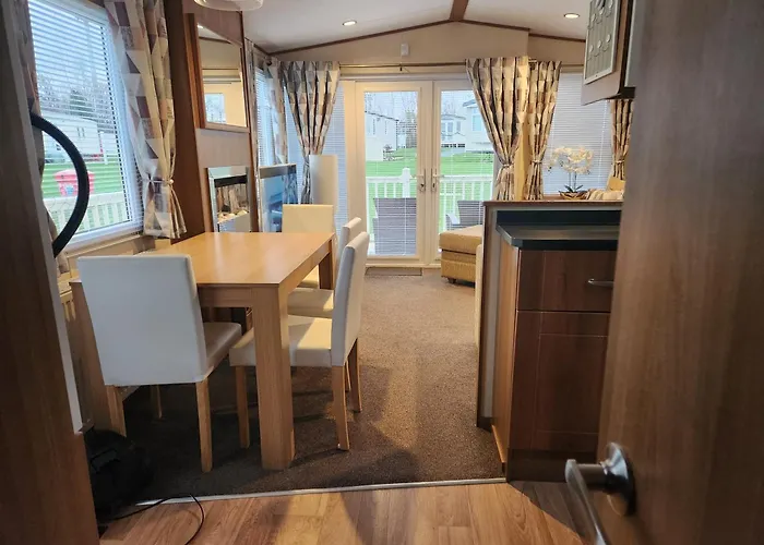 Vakantiehuis Seton Sands, Haven, Port Seton, Cozy Caravan Morey View 4 *