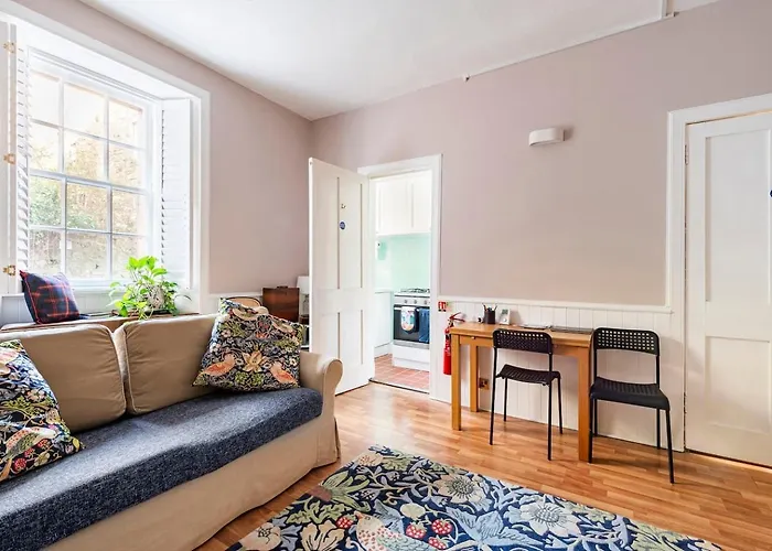 Edinburgh, Deanvillage Cosy Hideaway *