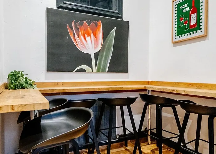 Mcdonalds House 12 Guests 10 Beds 15' Centre * Edinburgh