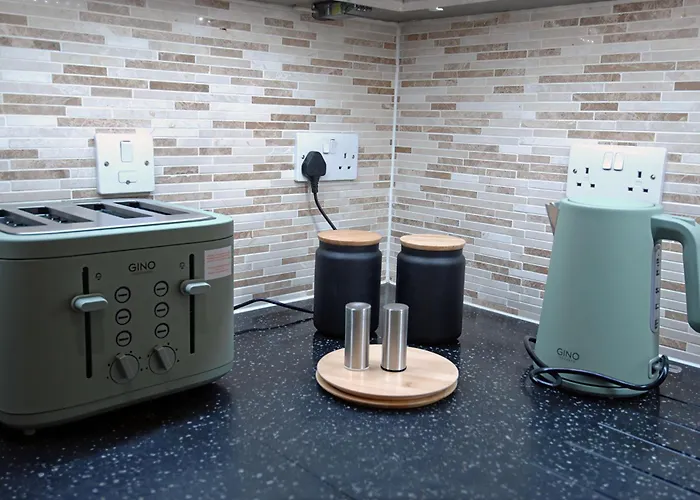 Family Friendly 3br Townhouse With 6 Beds And Parking Vakantiehuis Edinburgh