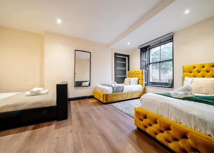 Сasa de vacaciones Mcdonalds House 12 Guests 10 Beds 15' Centre Edimburgo