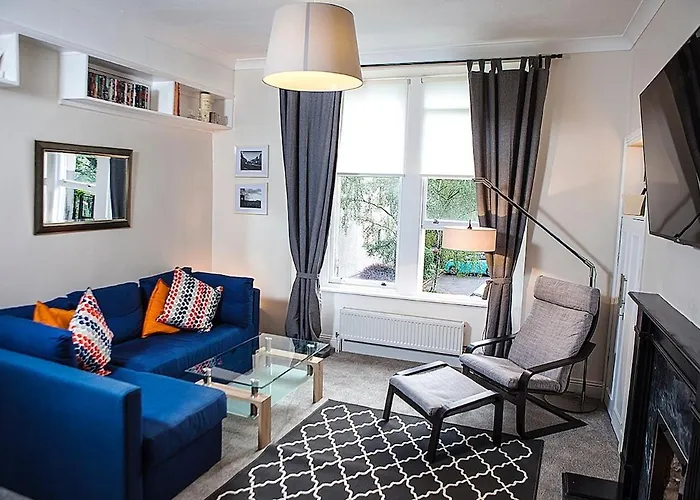 Charming Leith Retreat - Walk To The Shore *