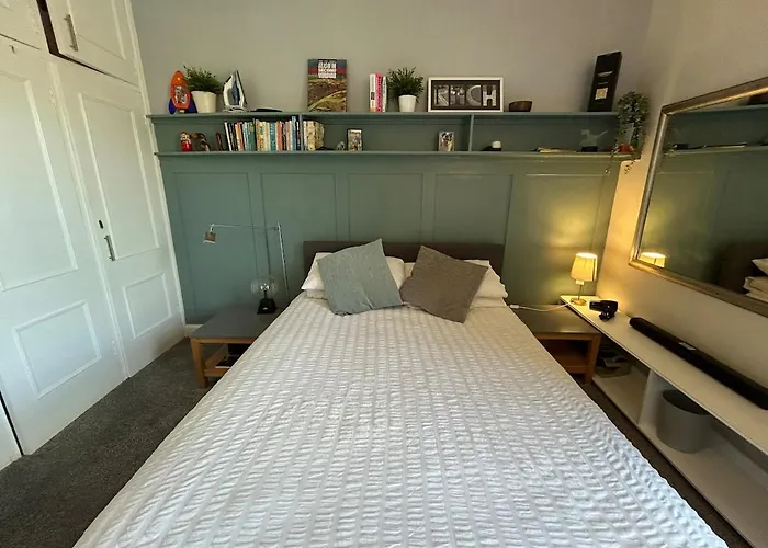 Charming Leith Retreat - Walk To The Shore Lejlighed