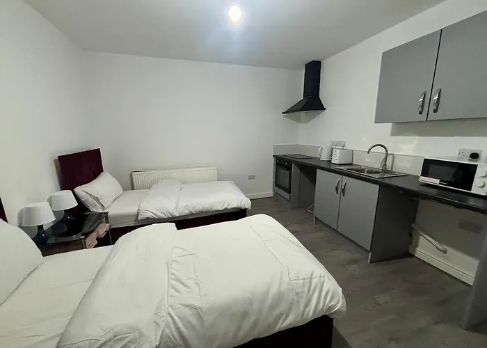 Cozy In Center דירה דאדלי