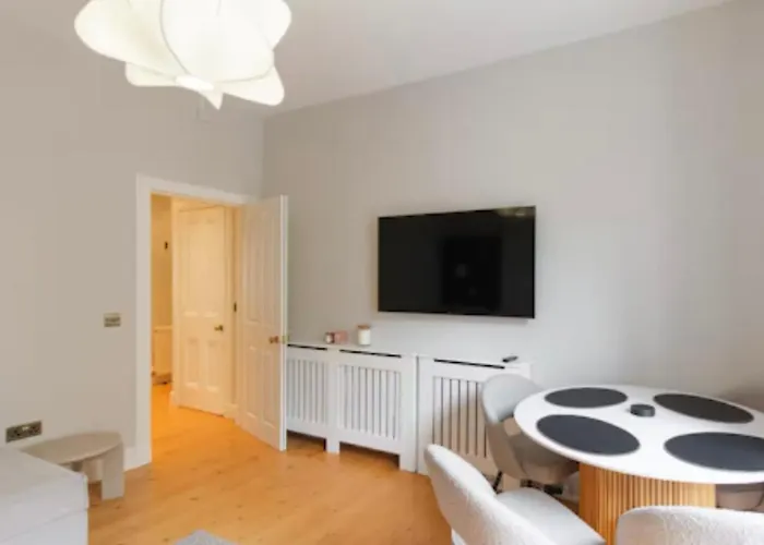 Cosy Stylish Flat - Pass The Keys Apartmán *