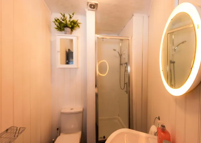 Cosy And Charming Old Town شقة إدنبرة