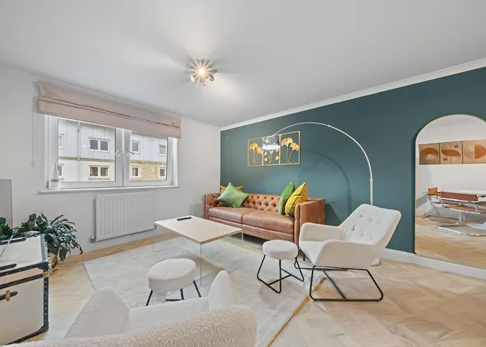 Pilrig Modern 2 Bedroom - אדינבורו