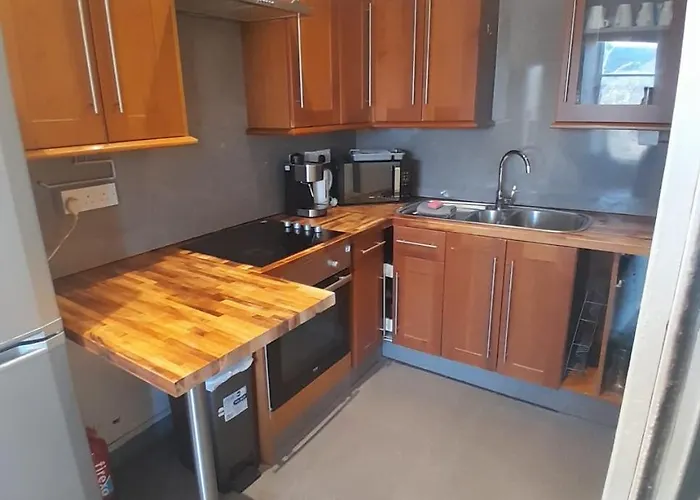 Lovely By Royal Mile