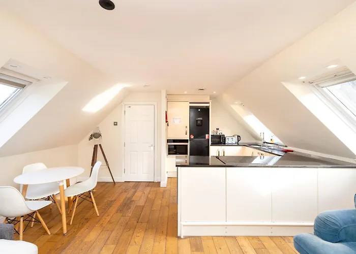 Joivy Lovely Flats In Centre エディンバラ