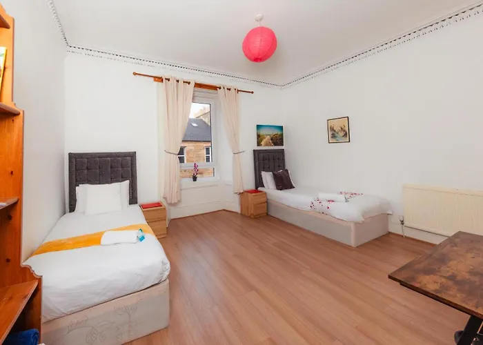 Lovely 2 Bdrm * Edinburgh