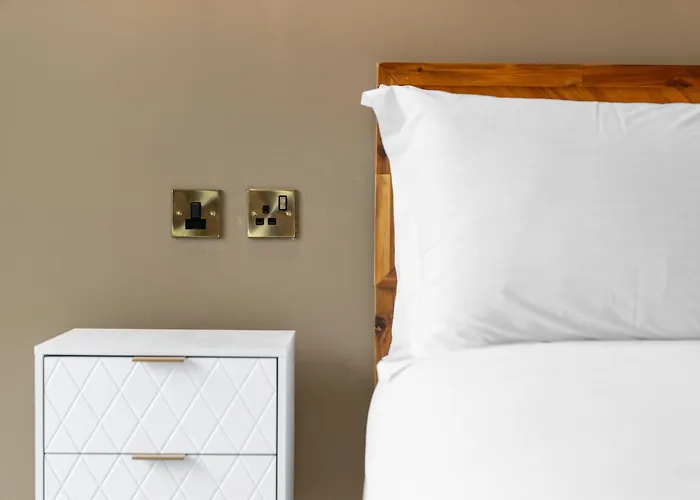 Pilrig Modern 2 Bedroom - דירה אדינבורו