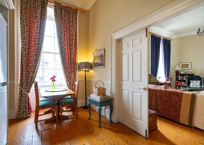 Regal 2bd Georgian Flat In The Heart Of Эдинбург