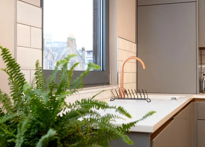 Stylish 2-bedroom In Leith アパート エディンバラ