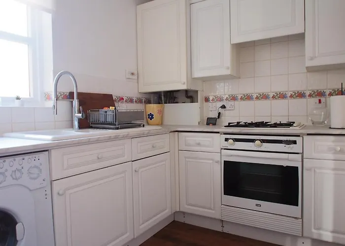 Apartment Fettes - Homely 2bd In Quiet Development