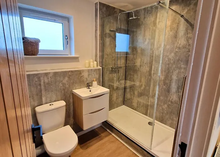 7 Min From Airport 2 Bedroom Lägenhet