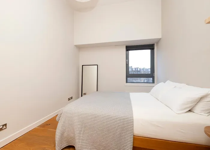 Stylish 2-bedroom In Leith 公寓
