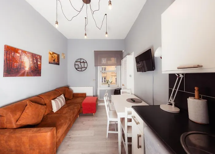 By The Meadows 9 * エディンバラ