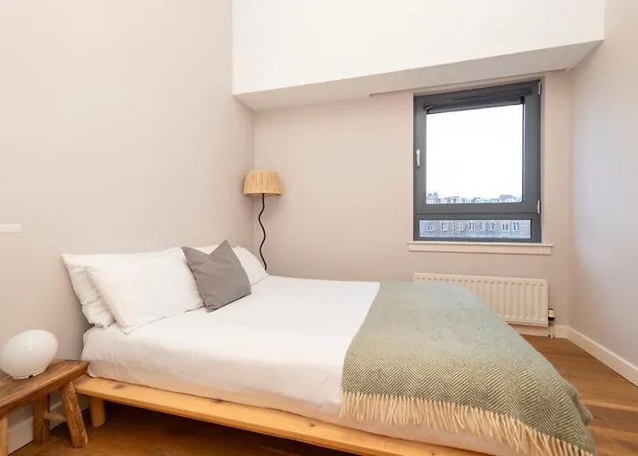 アパート Stylish 2-bedroom In Leith エディンバラ