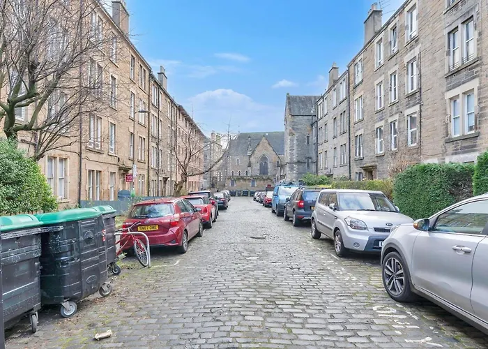 公寓 Charming View With Modern Comforts *