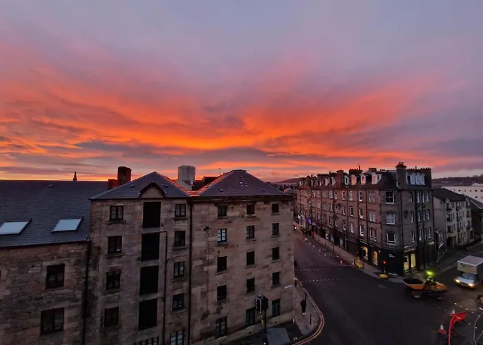 Spacious, Sunny Leith *