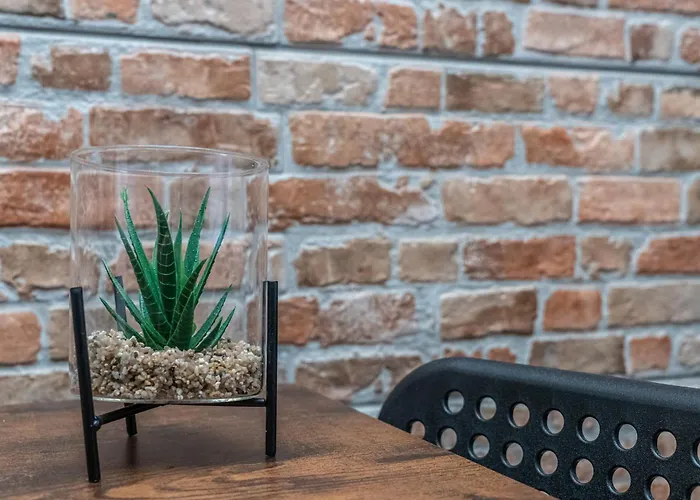 Charming 2-bed Flat Steps From The Royal Mile - Pass The Keys