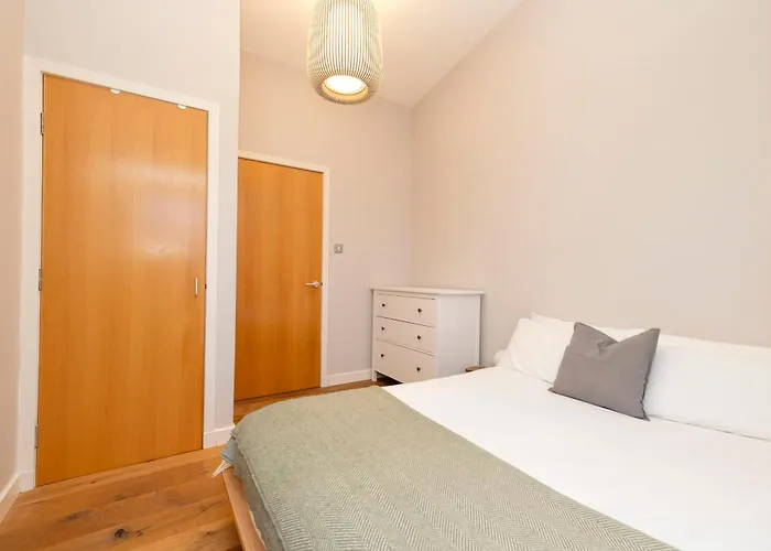 Stylish 2-bedroom In Leith エディンバラ