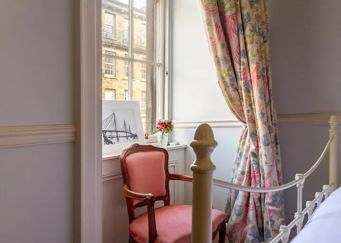 Regal 2bd Georgian Flat In The Heart Of Эдинбург