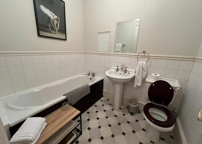 Regal 2bd Georgian Flat In The Heart Of * Эдинбург