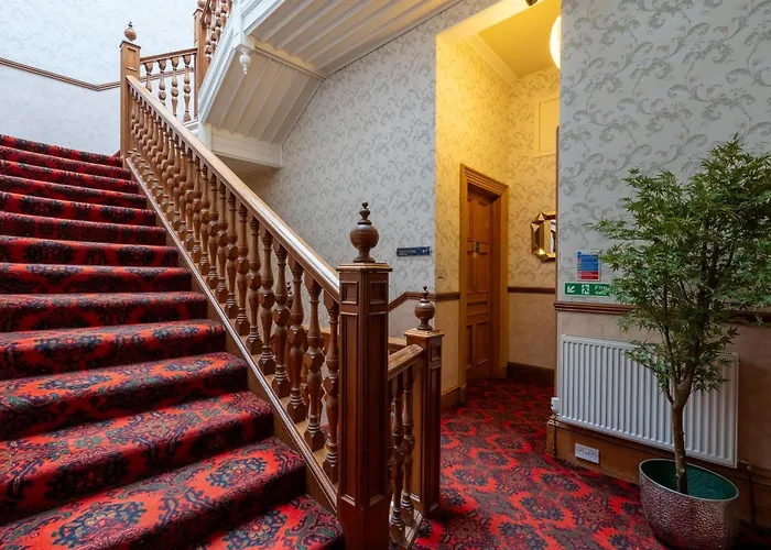 The Gifford 4*