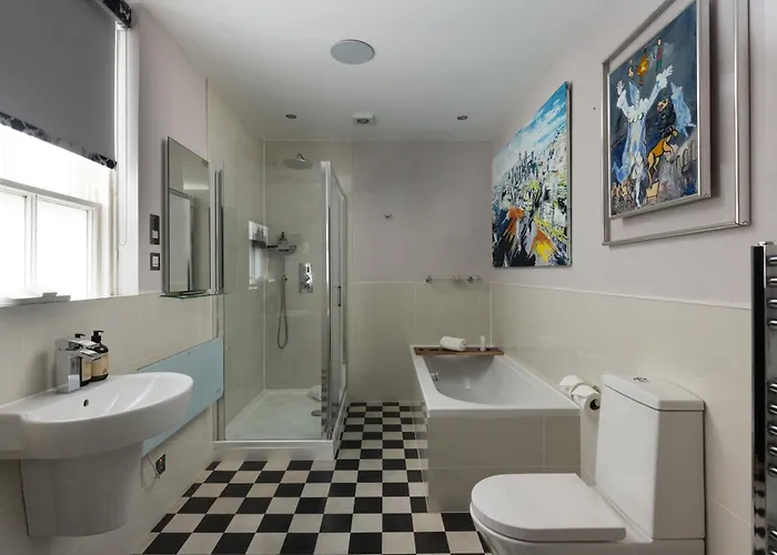 Отель 24 Royal Terrace Эдинбург
