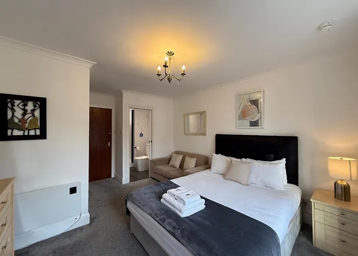 4 Royal Mile Flat Near Castle Edinburgh