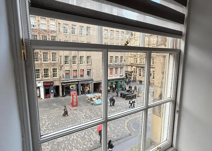 Apartment 4 Royal Mile Flat Near Castle Edinburgh