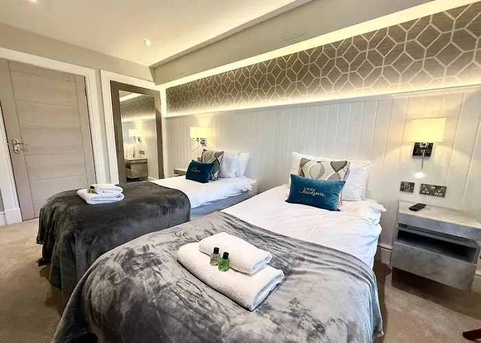 Apartament Modern 3 Bedroom Apartment, West End