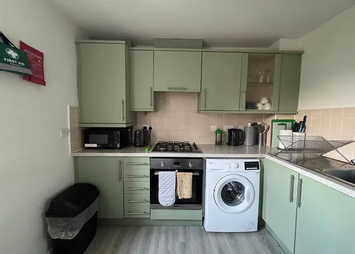15 Mins To Princes Street Spacious Lakeside With Free Parking