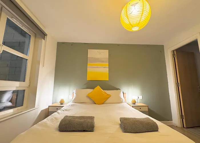 15 Mins To Princes Street Spacious Lakeside With Free Parking Edynburg