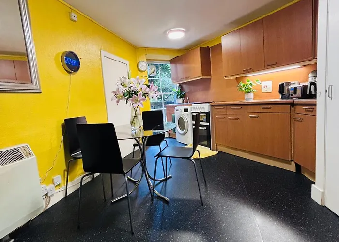 公寓 Entire Flat In Edinburgh, Center 爱丁堡